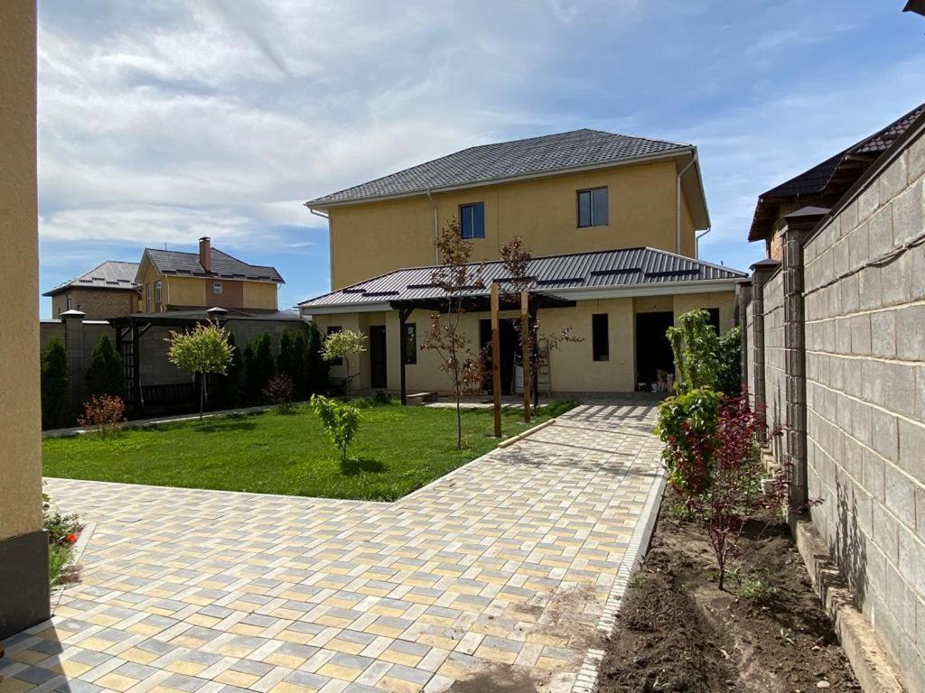 Aikol Guesthouse Privokzalnoye Exterior foto
